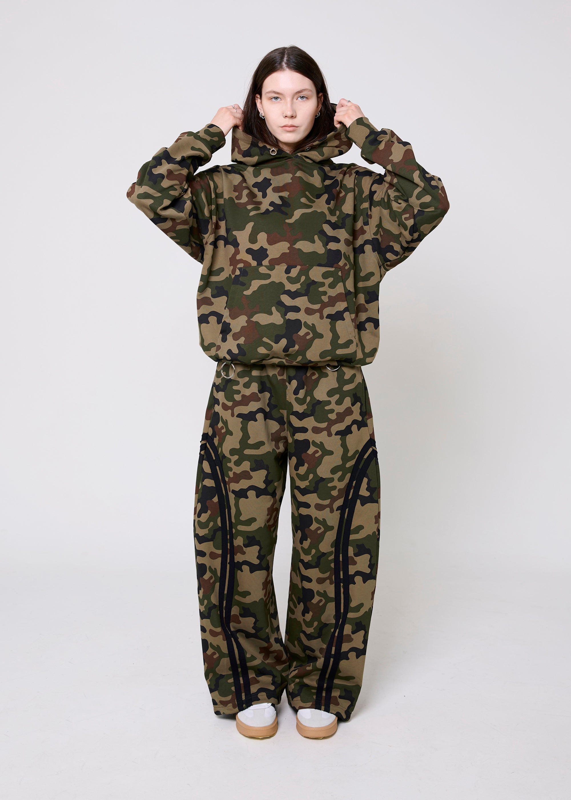 BASIC ARMY hoodie
