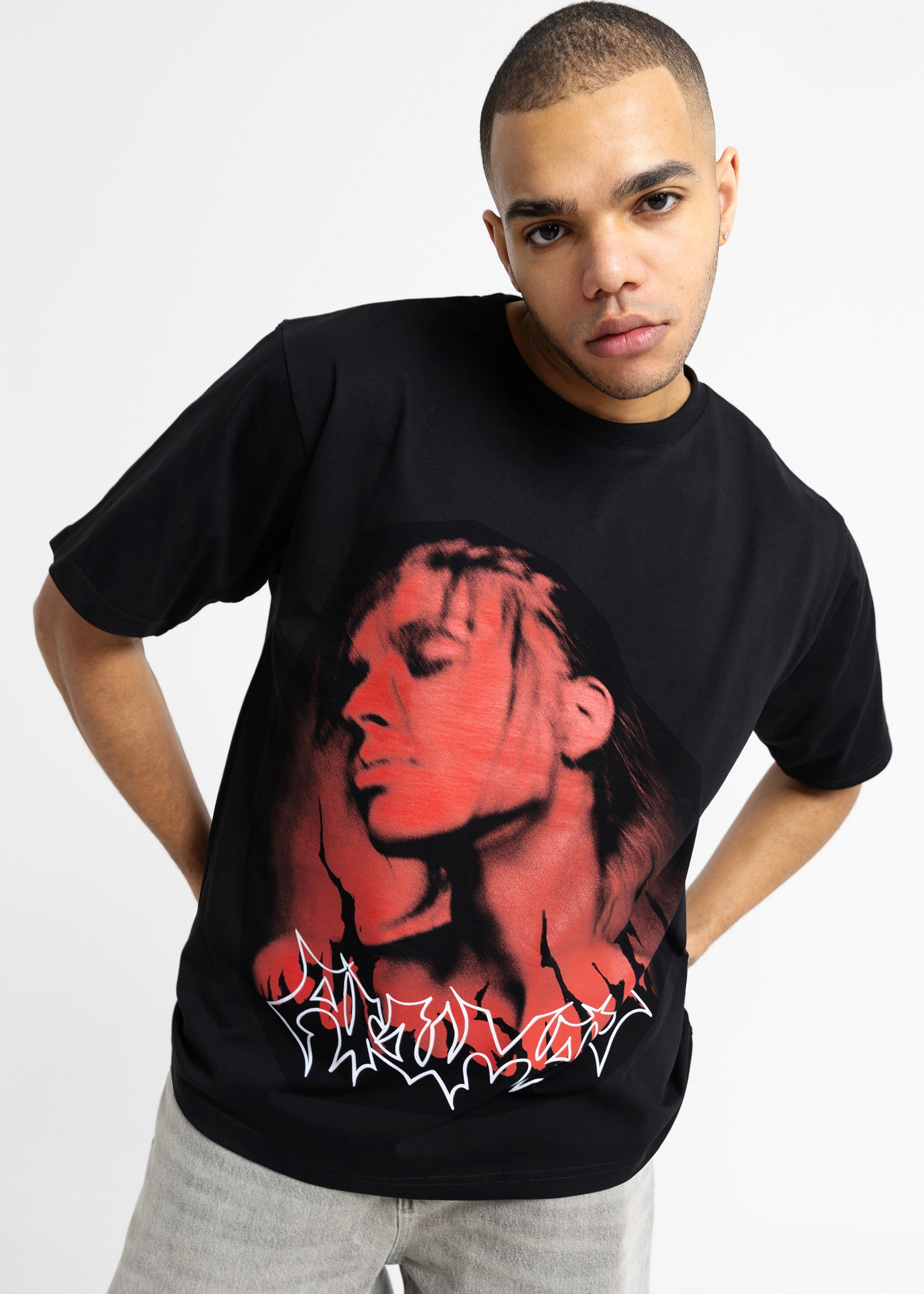 SAMPLE GRAFFITI black t-shirt