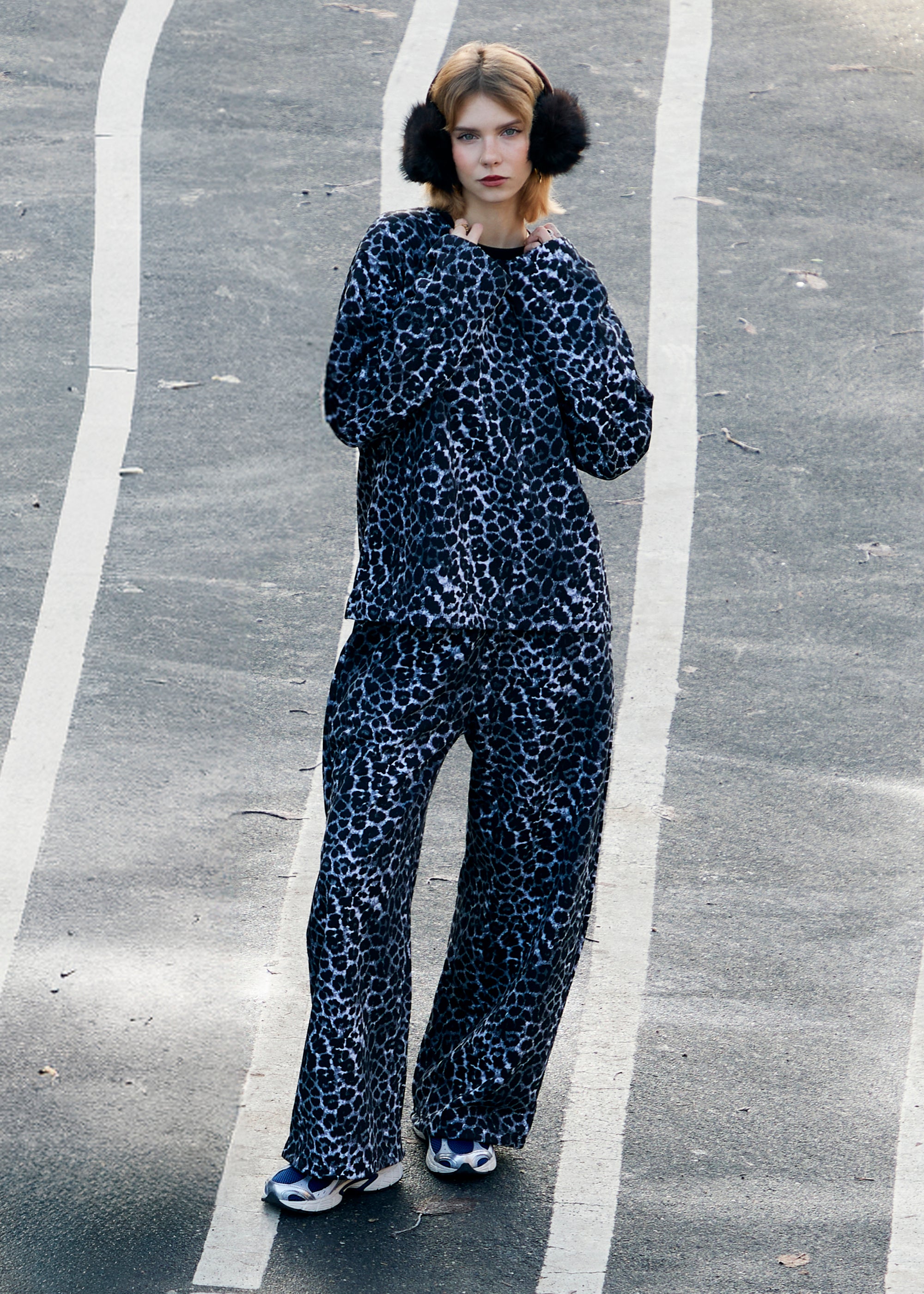 BUBBLE LEOPARD grey sweatpants