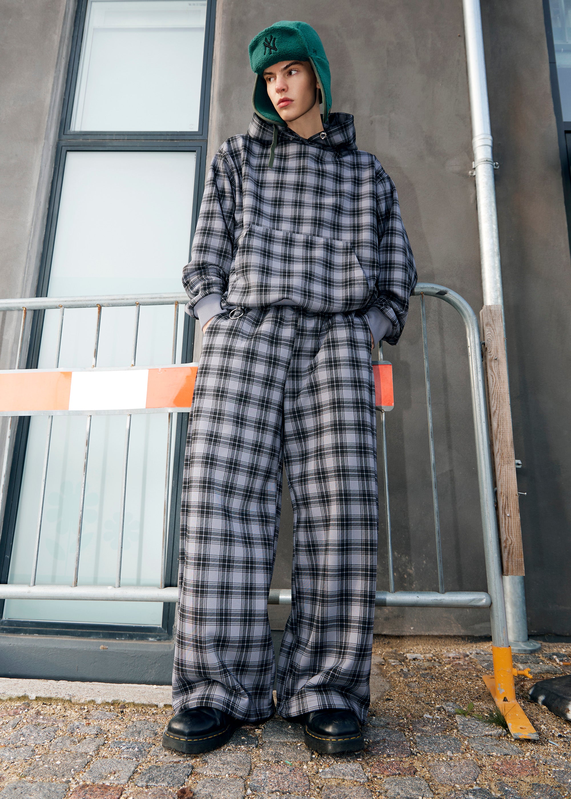 BASIC & BUBBLE TARTAN BLACK set