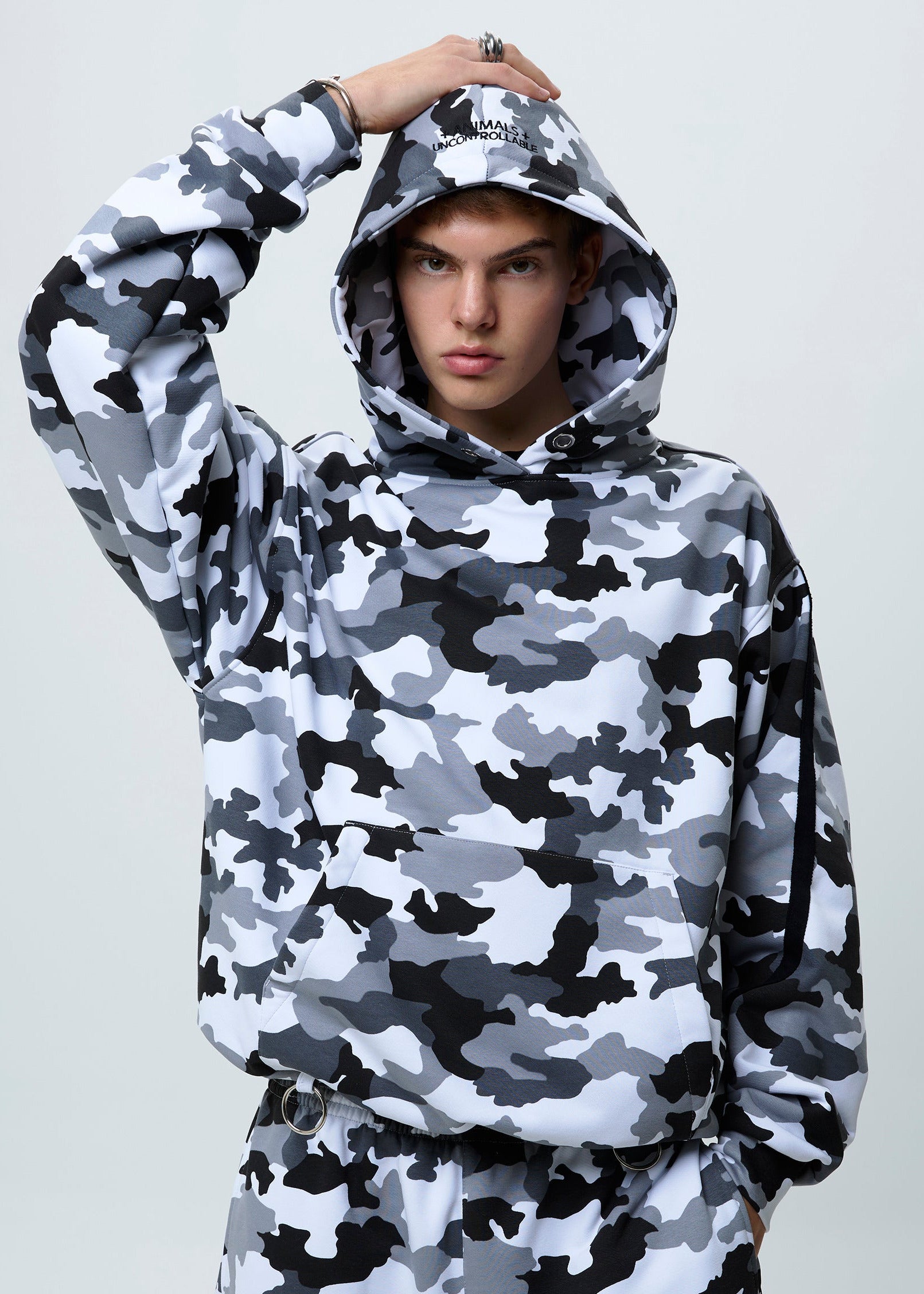 SNOW ARMY hoodie