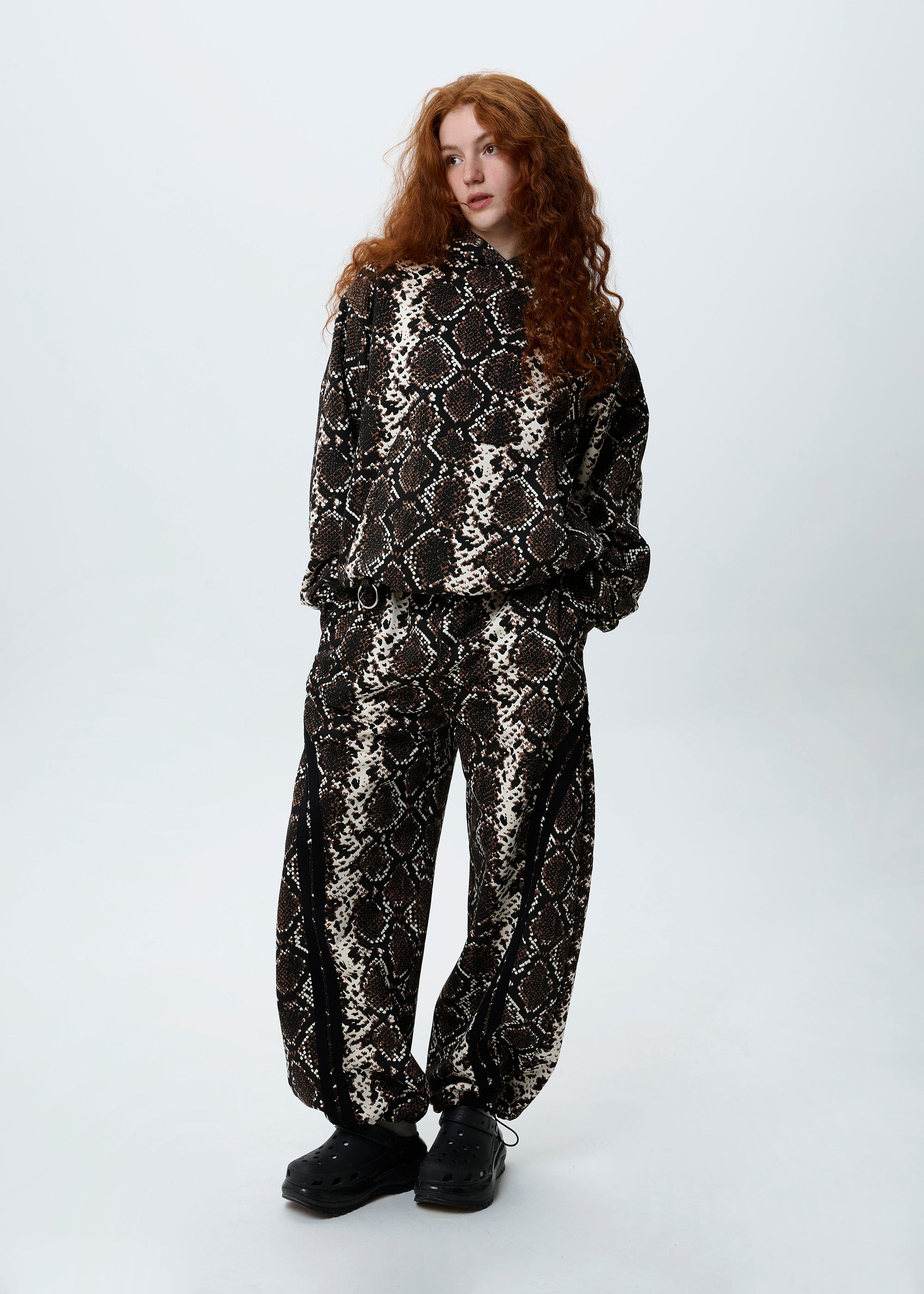 BUBBLE SNAKE sweatpants