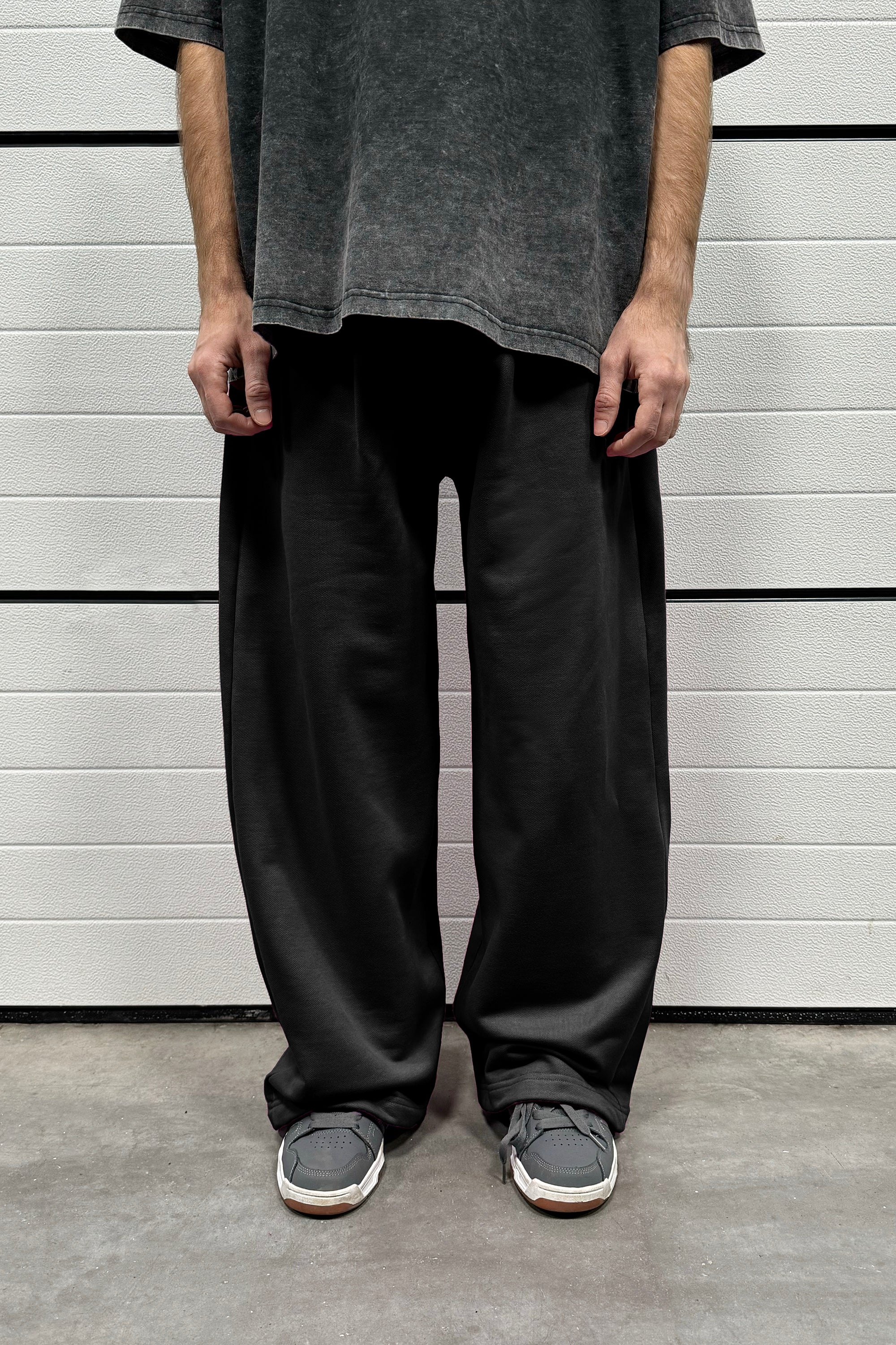 SAMPLE BUBBLE black sweatpants