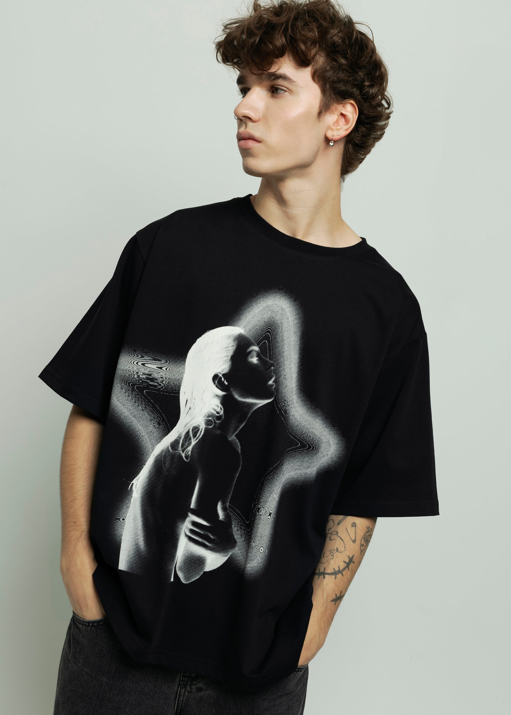 PROFILE black t-shirt