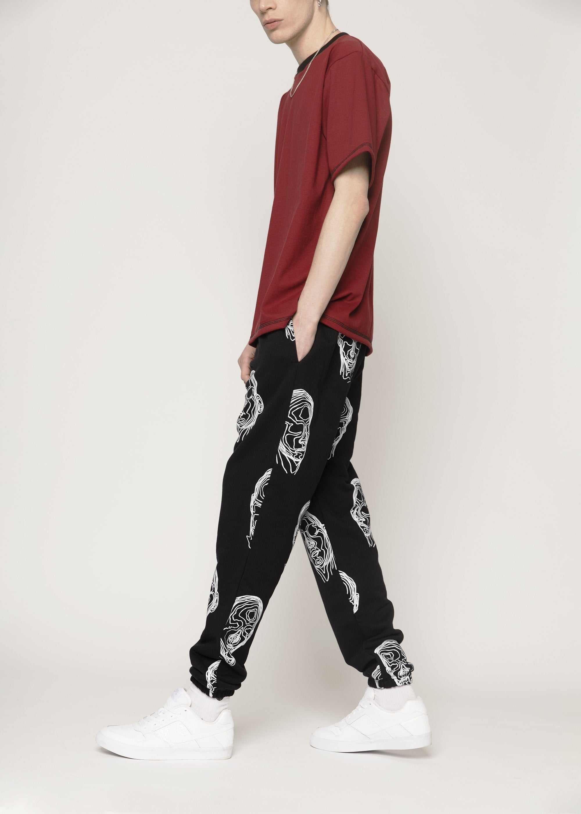SAMPLE ISOMETRIC sweatpants