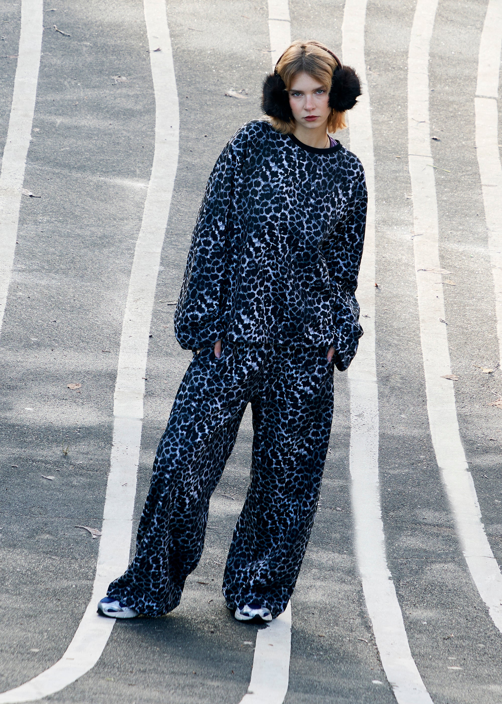 BUBBLE LEOPARD grey sweatpants