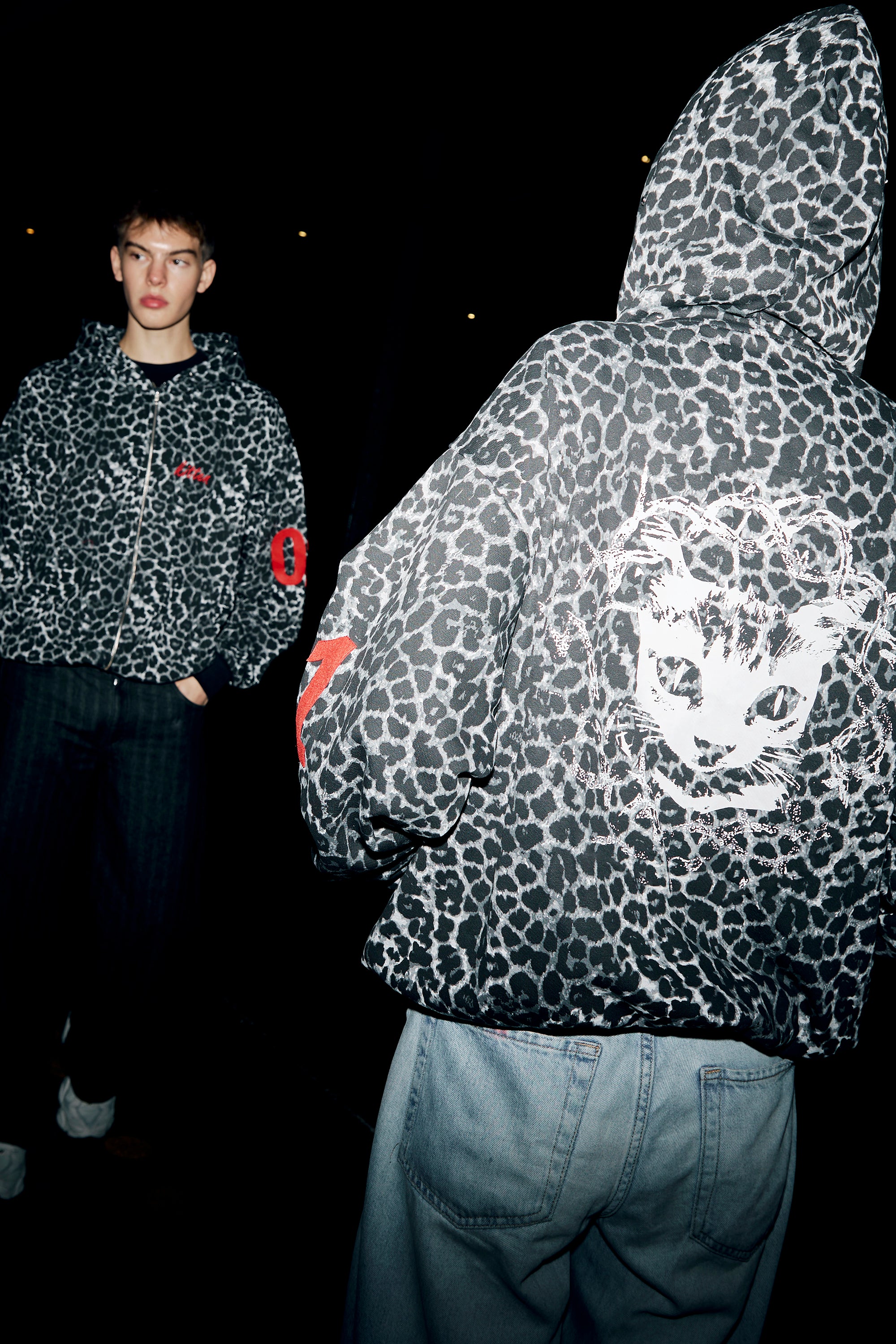 SNOW KITTEN zipped hoodie PRE-ORDER