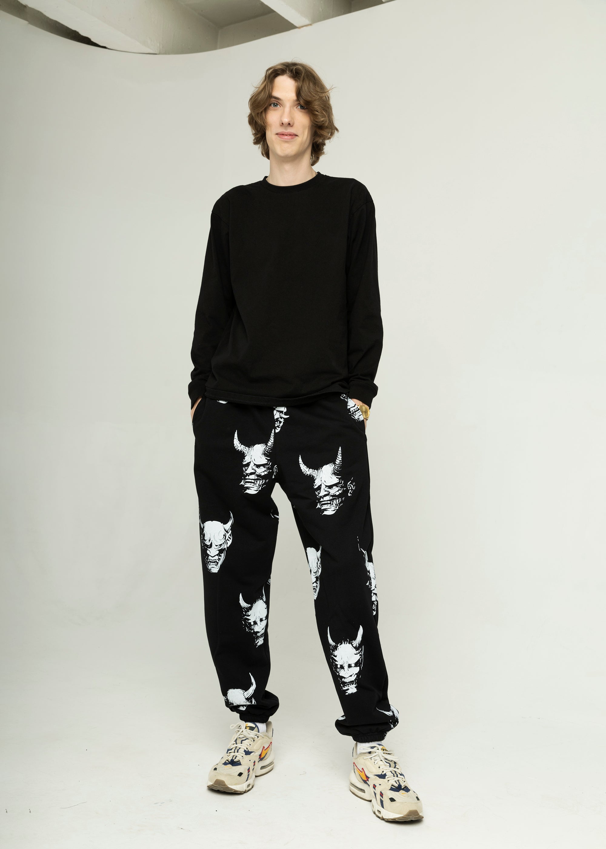 ONI sweatpants